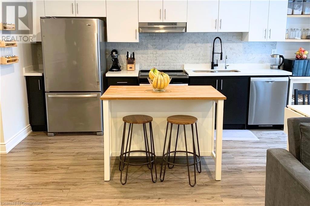 420 Linden Drive Unit# 21, Cambridge, Ontario  N3H 0C6 - Photo 3 - 40743069