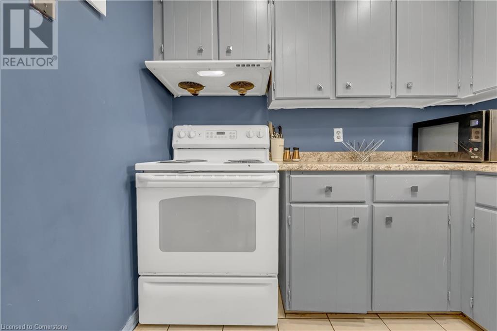 445 Drummerhill Crescent, Waterloo, Ontario  N2T 1G3 - Photo 13 - 40743090
