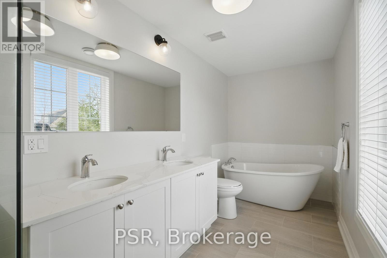 15 - 2054 Peninsula Road, Muskoka Lakes, Ontario  P0B 1G0 - Photo 13 - X12232503