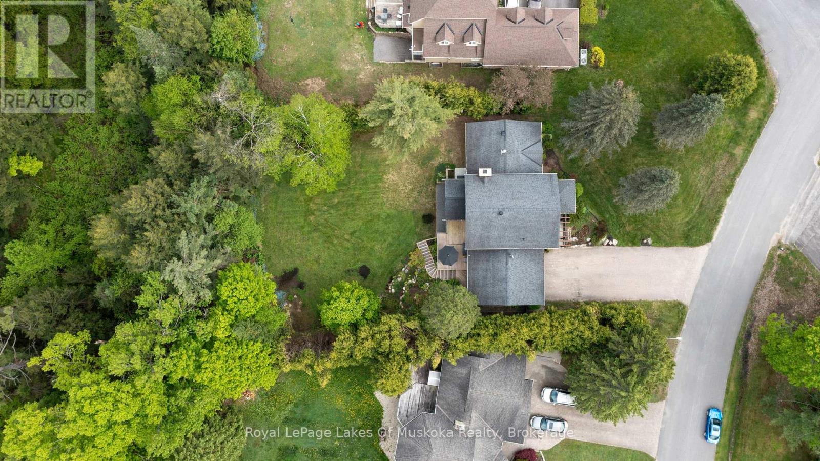 31 Curling Road, Bracebridge, Ontario  P1L 1M6 - Photo 5 - X12232508