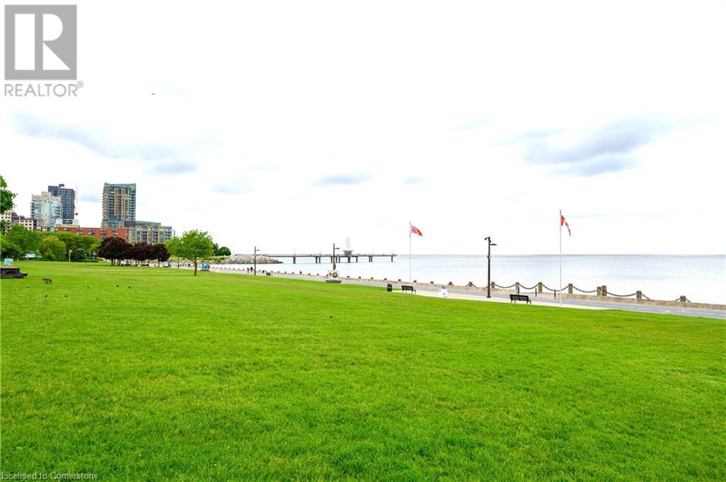 1351 Lakeshore Road Unit# 16, Burlington, Ontario  L7S 1B1 - Photo 6 - 40742986