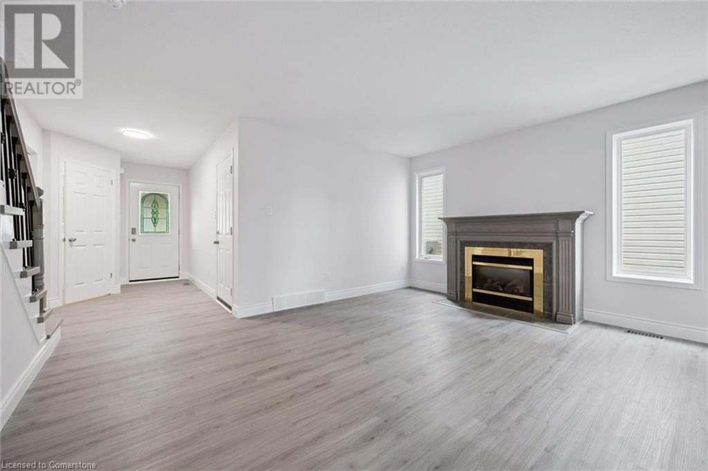 130 Silurian Drive, Guelph, Ontario  N1E 7G1 - Photo 4 - 40723395