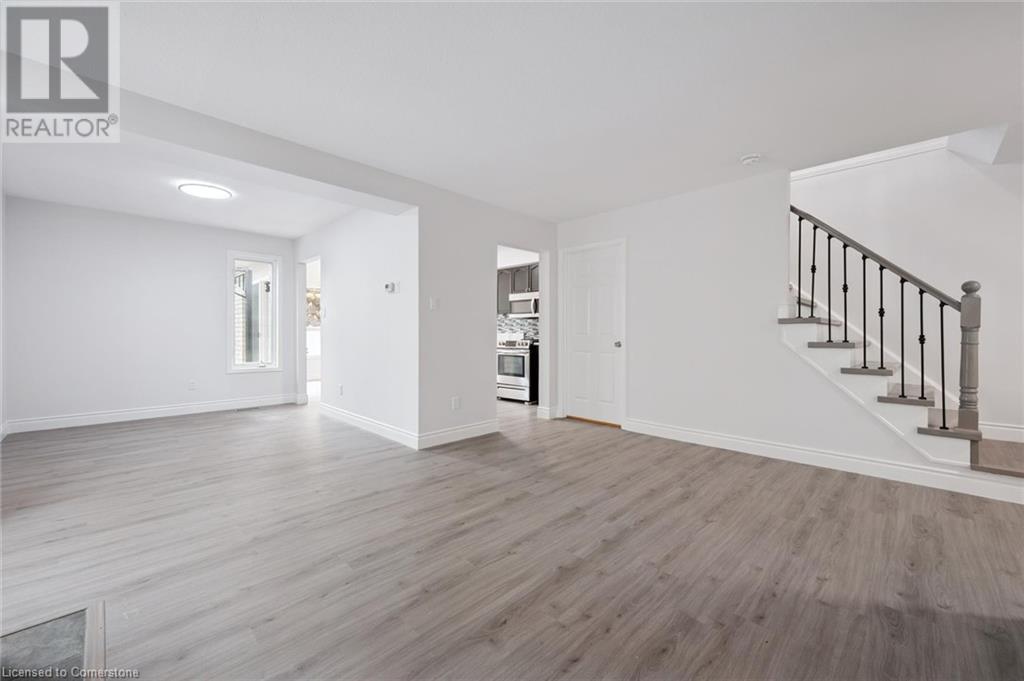 130 Silurian Drive, Guelph, Ontario  N1E 7G1 - Photo 5 - 40723395