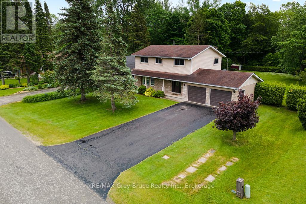 79 Farrar Street, Meaford, Ontario  N4L 1E6 - Photo 2 - X12232652