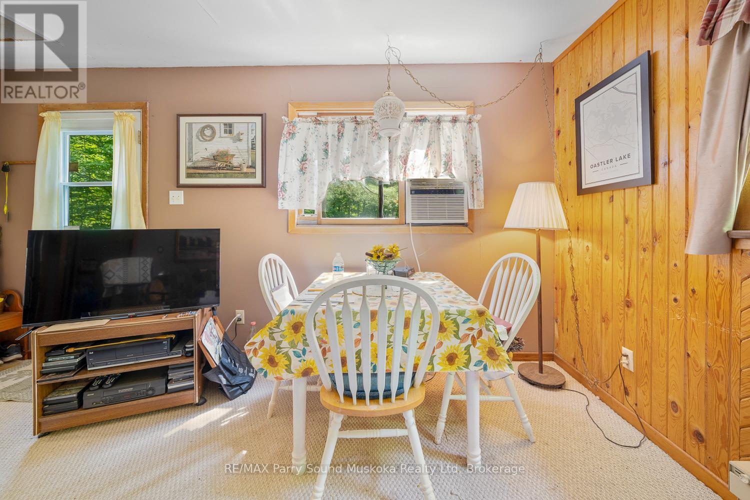 40 Loon Echo Tl Trail, Seguin, Ontario  P2A 2W8 - Photo 12 - X12232656