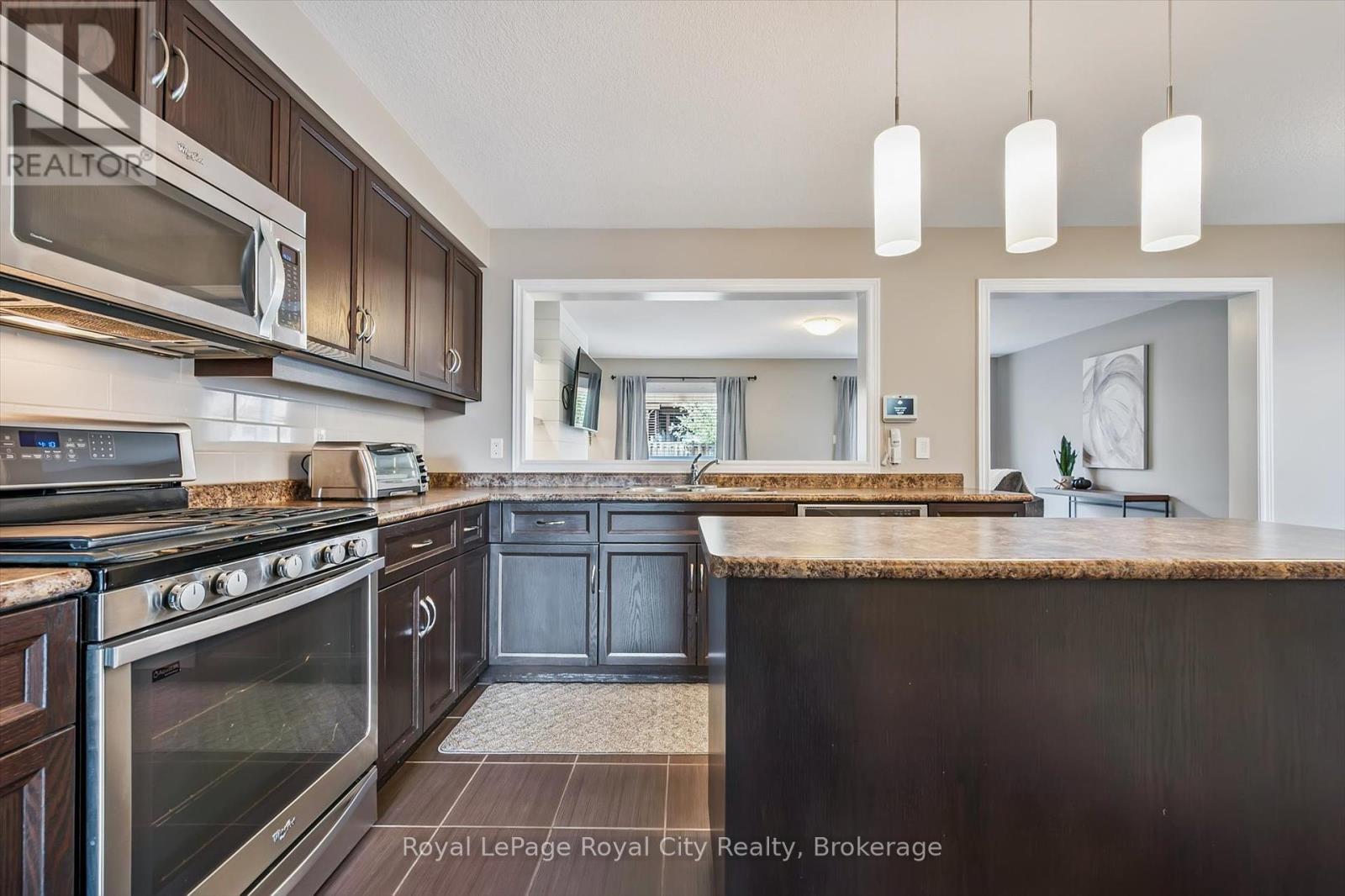 31 Oakes Crescent, Guelph, Ontario  N1E 0J6 - Photo 21 - X12232690