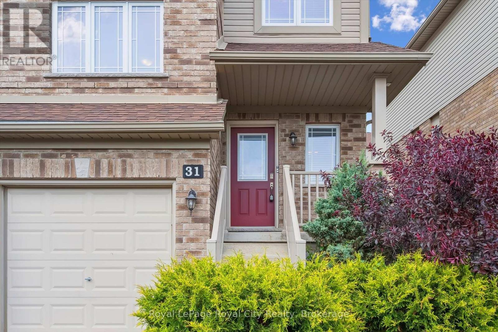 31 Oakes Crescent, Guelph, Ontario  N1E 0J6 - Photo 7 - X12232690
