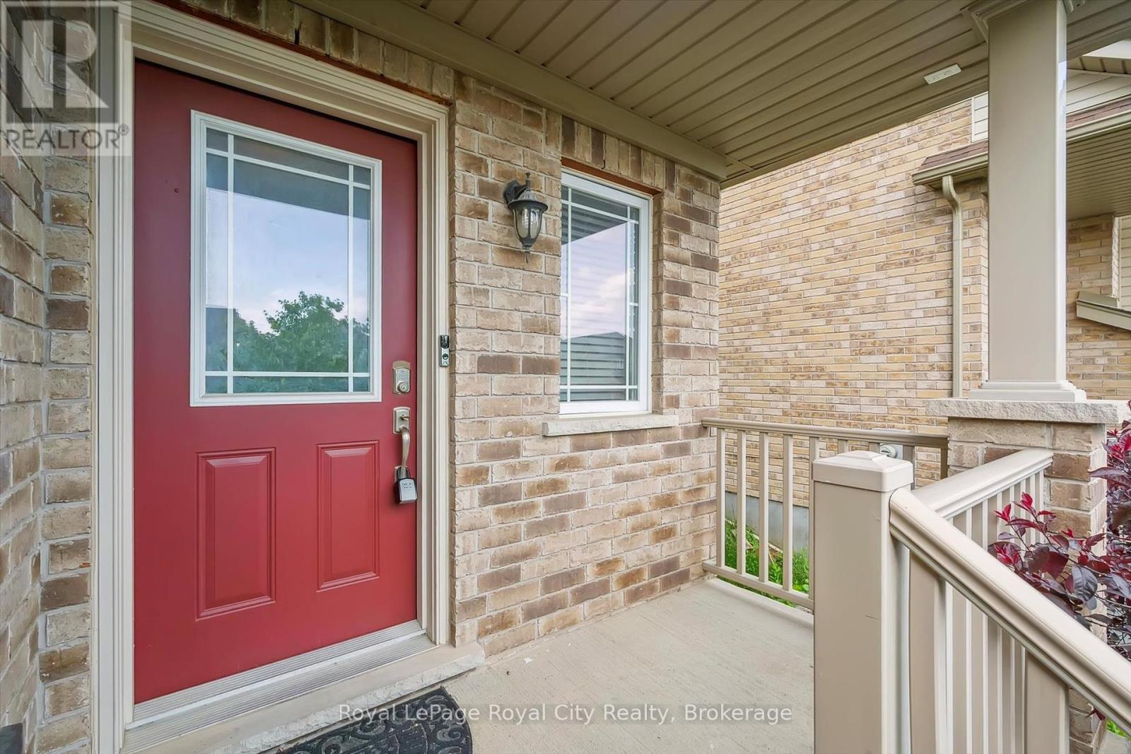 31 Oakes Crescent, Guelph, Ontario  N1E 0J6 - Photo 8 - X12232690