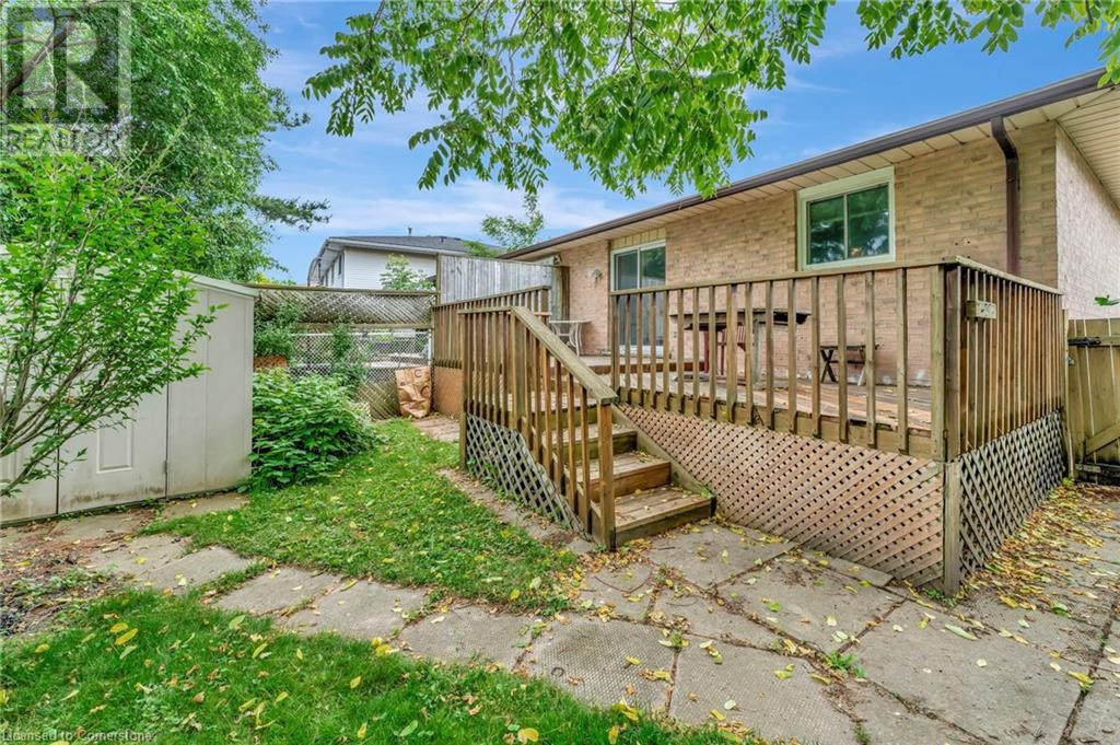 5 Marcon Court, Kitchener, Ontario  N2E 3G2 - Photo 27 - 40742524