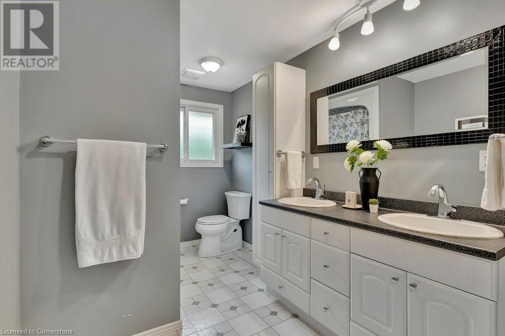 6 Meadow Crescent, Guelph, Ontario  N1H 6V2 - Photo 24 - 40741319