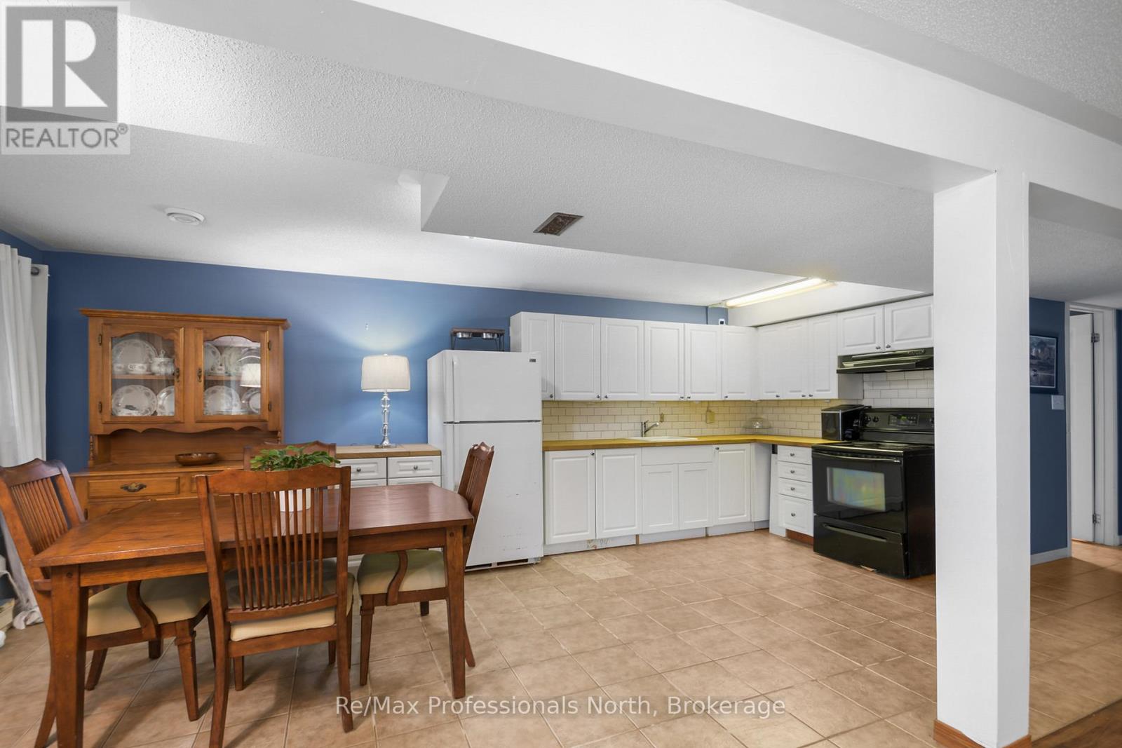 180 Fernwood Drive, Gravenhurst, Ontario  P1P 1P4 - Photo 15 - X12232725