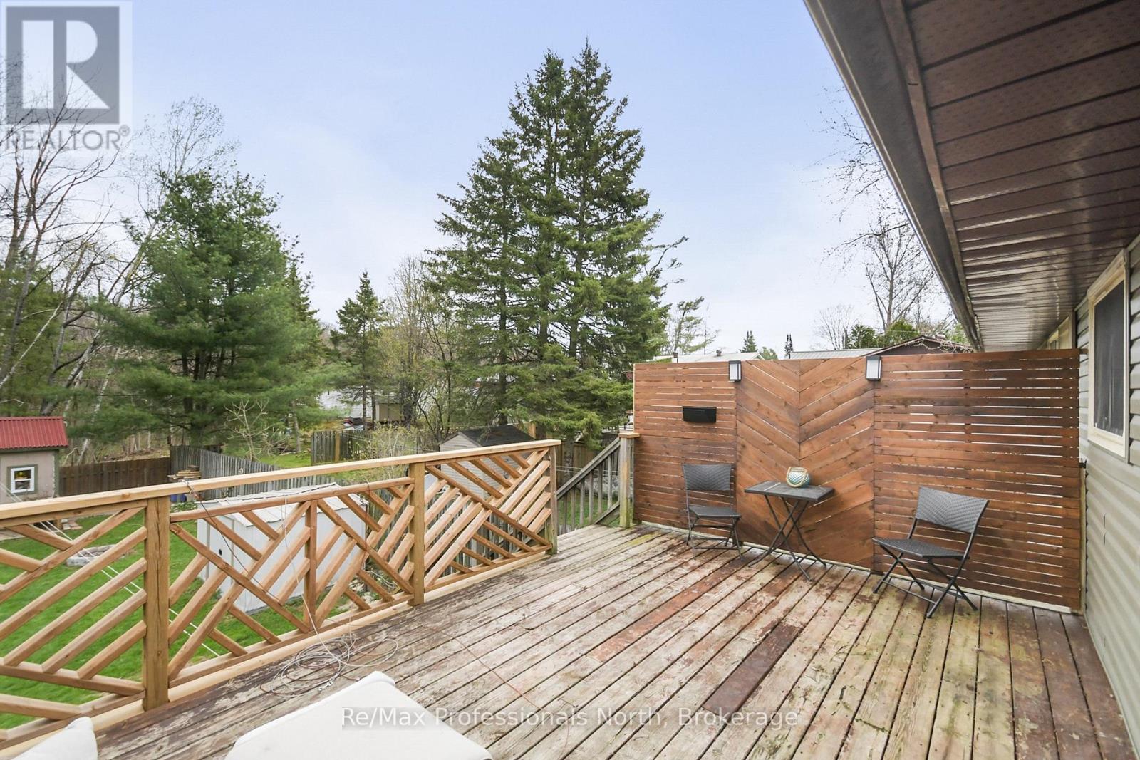 180 Fernwood Drive, Gravenhurst, Ontario  P1P 1P4 - Photo 22 - X12232725
