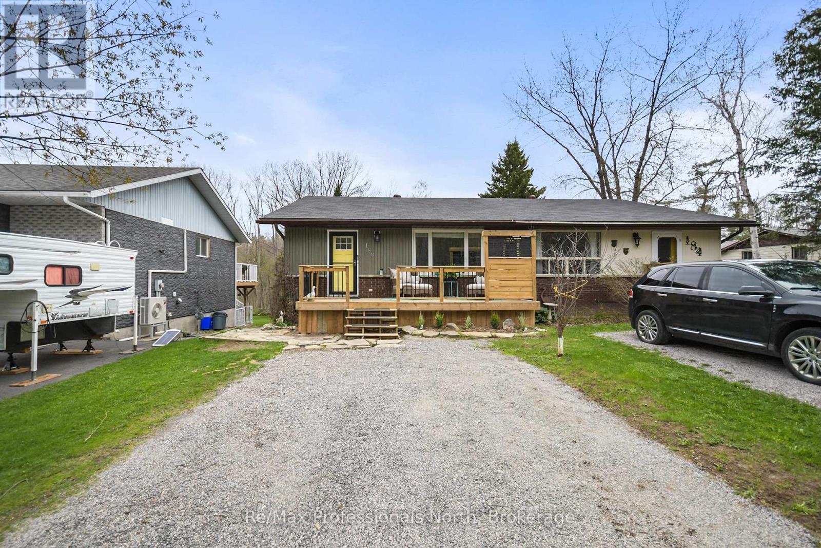 180 Fernwood Drive, Gravenhurst, Ontario  P1P 1P4 - Photo 31 - X12232725