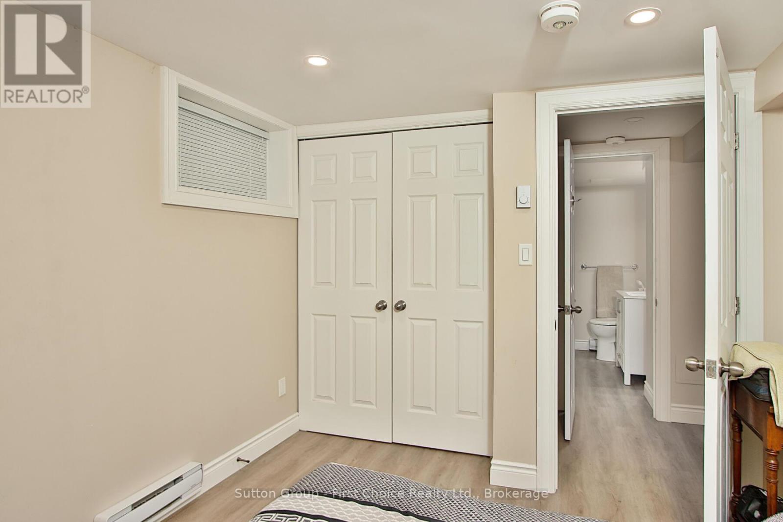 74 Cobourg Street, Stratford, Ontario  N5A 3E6 - Photo 17 - X12232877
