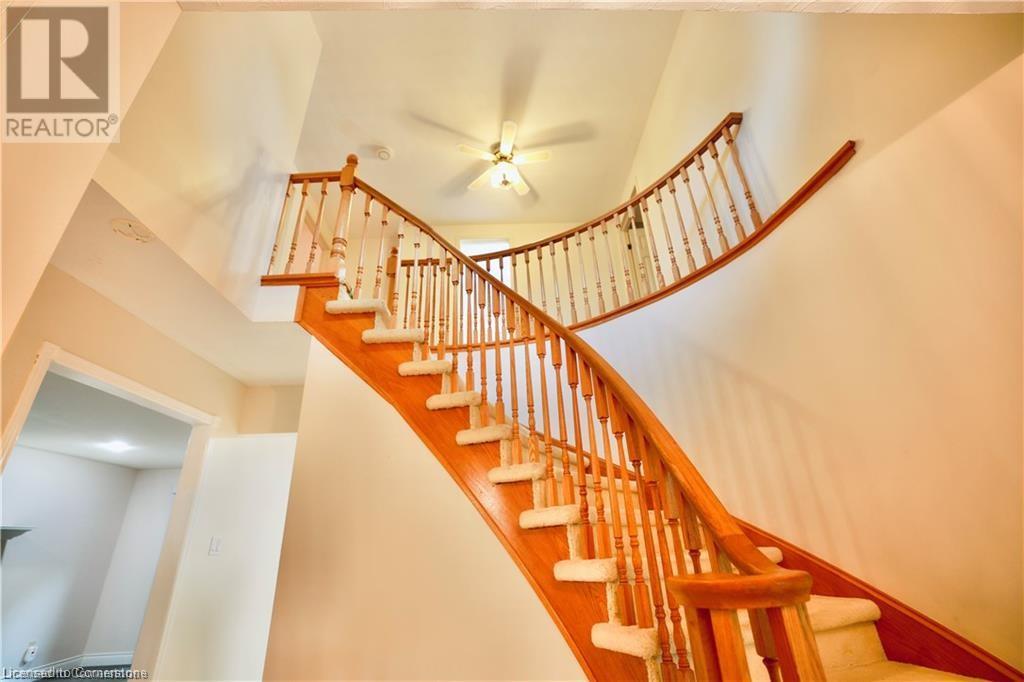 172 Woodbend Crescent, Waterloo, Ontario  N2T 1G9 - Photo 13 - 40743259