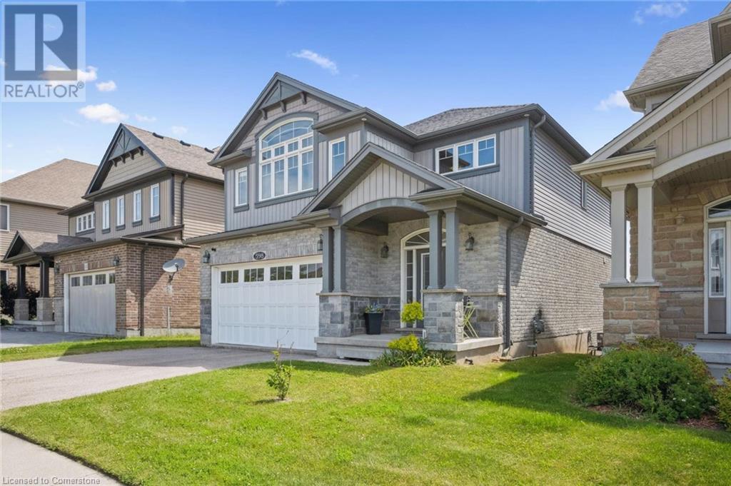 598 Sundew Drive, Waterloo, Ontario  N2V 0B9 - Photo 4 - 40721917
