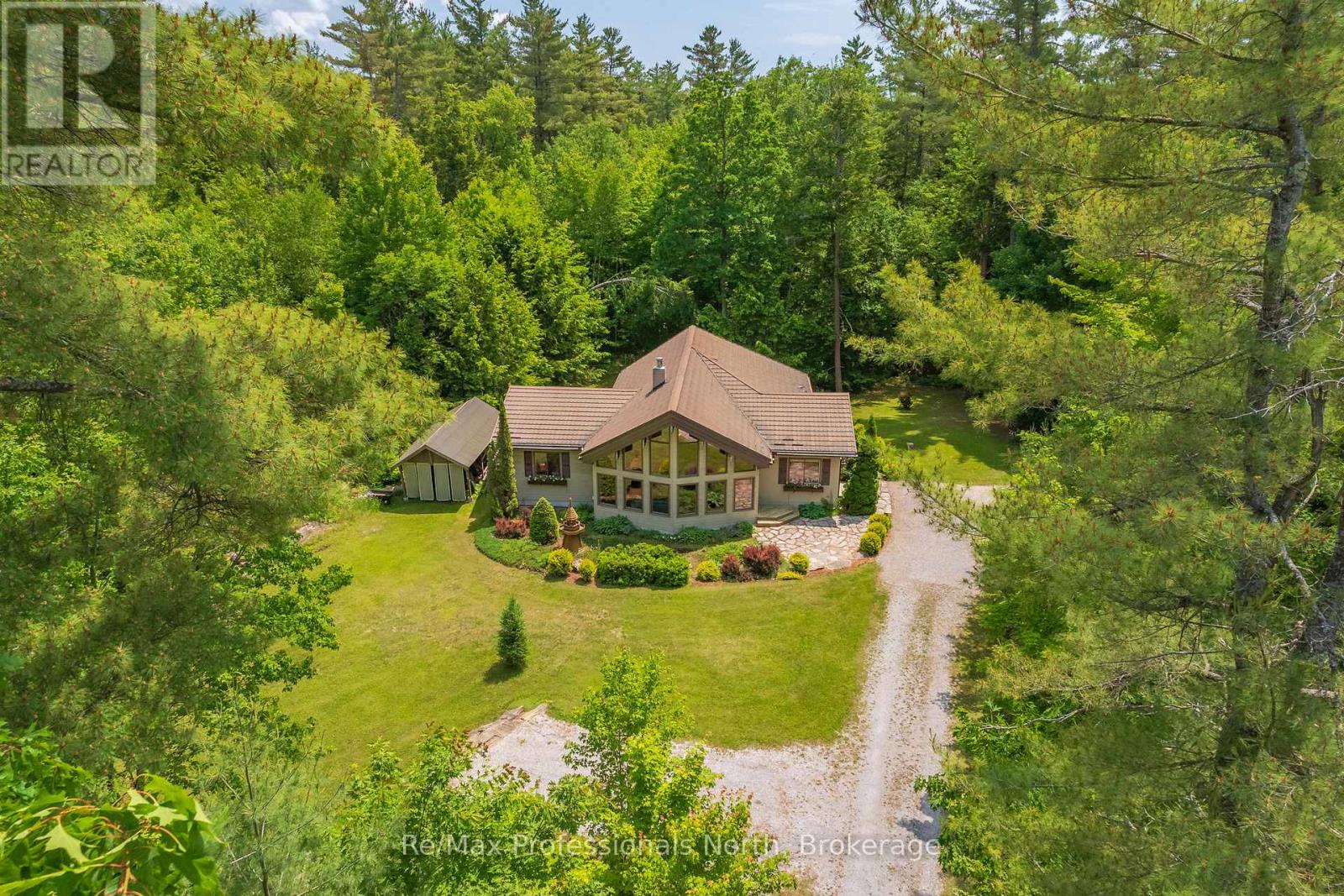 1279 GRAHAM ROAD, Gravenhurst, Ontario