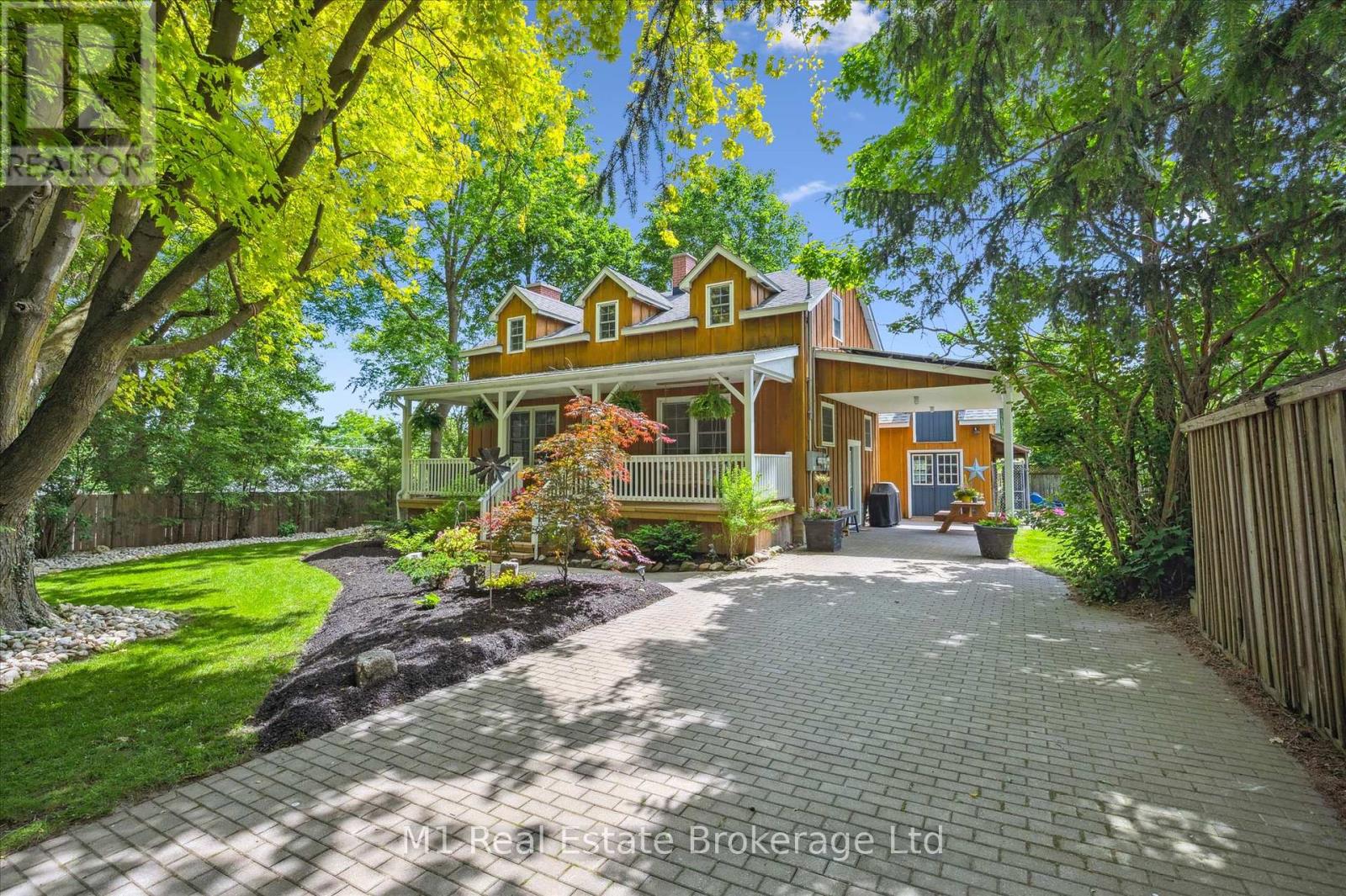 13 MAPLE STREET, Woolwich, Ontario