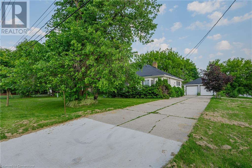 1060 Queens Bush Road, Wellesley, Ontario  N0B 2T0 - Photo 3 - 40740030