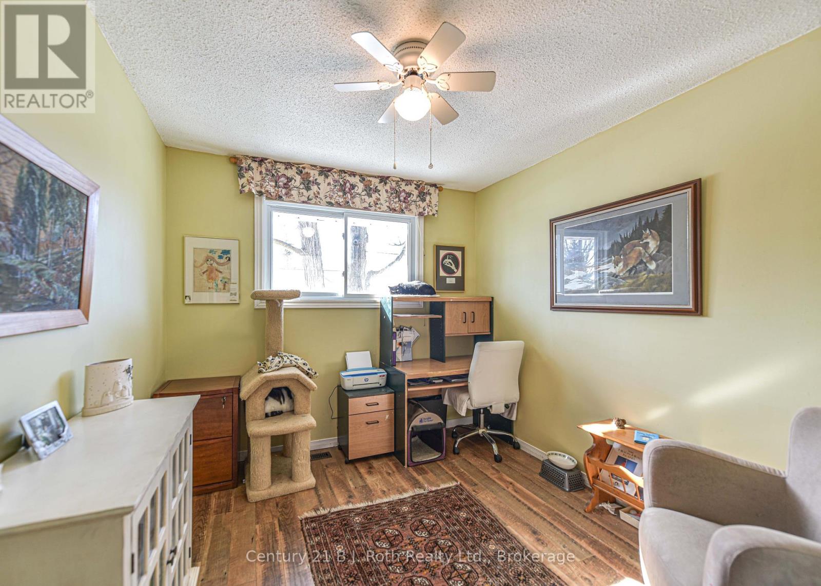 24 Champlain Street, Orillia, Ontario  L3V 2G7 - Photo 21 - S12233089