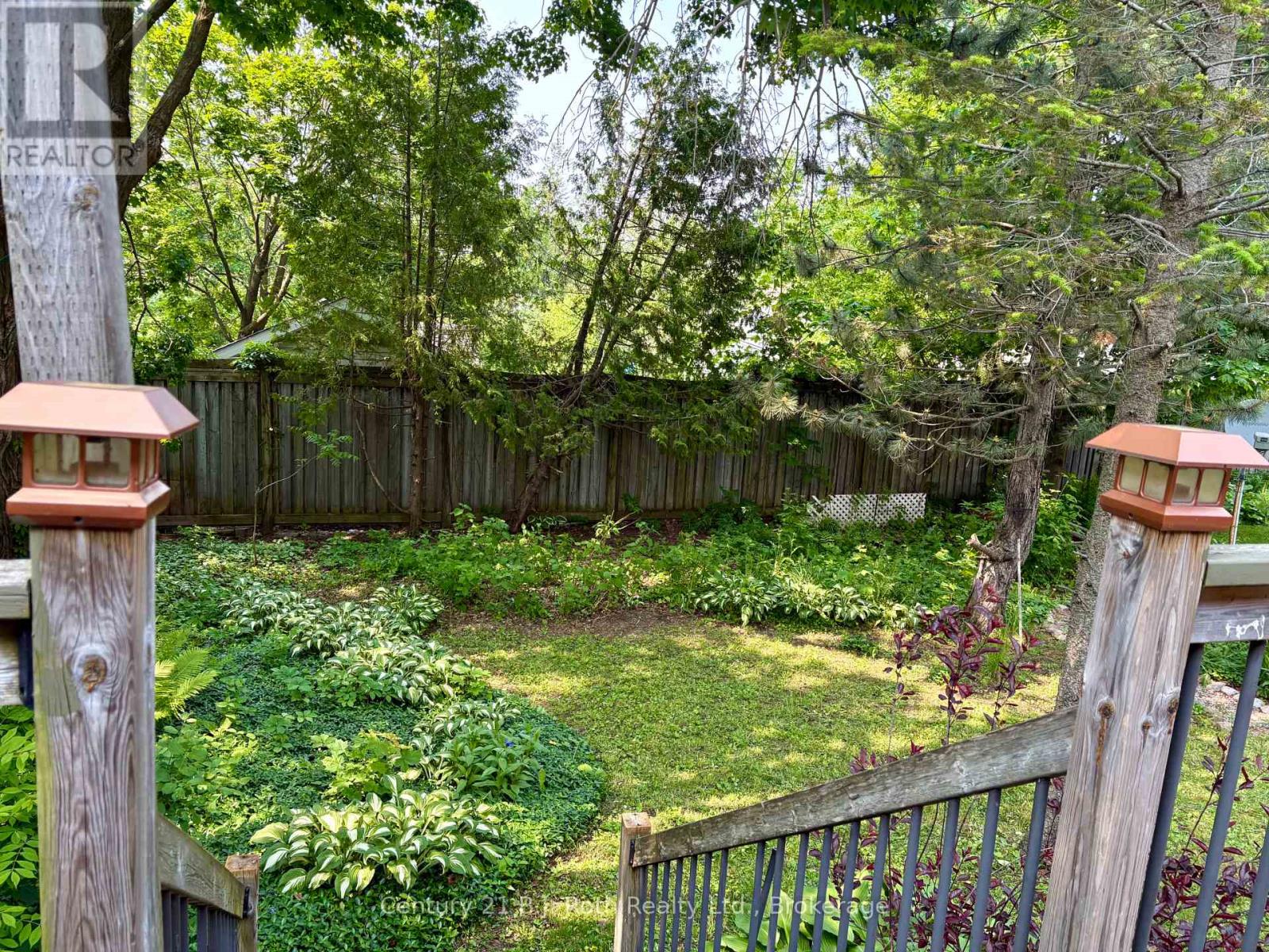24 Champlain Street, Orillia, Ontario  L3V 2G7 - Photo 39 - S12233089