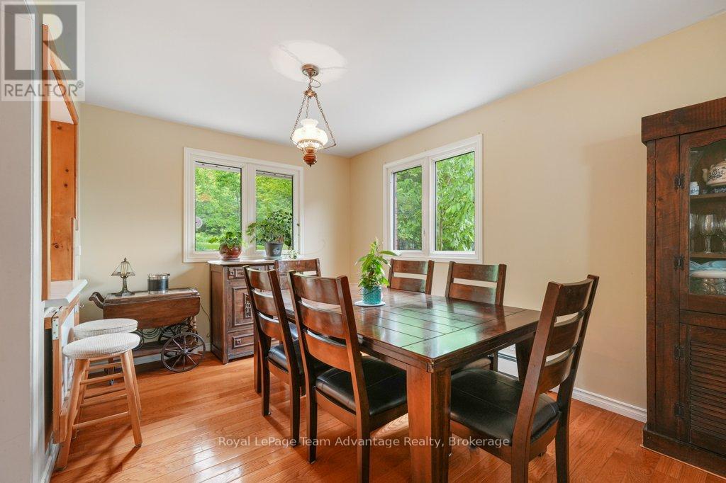 1 Victoria Avenue, Parry Sound, Ontario  P2A 2B9 - Photo 12 - X12233147
