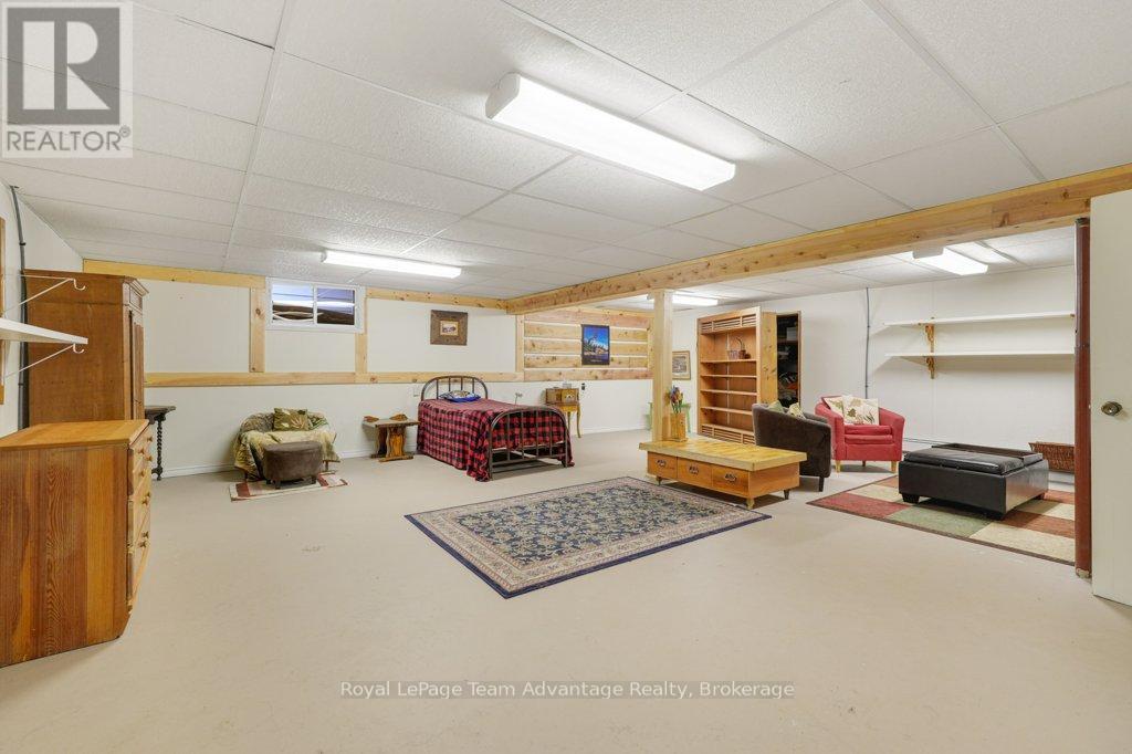 1 Victoria Avenue, Parry Sound, Ontario  P2A 2B9 - Photo 25 - X12233147