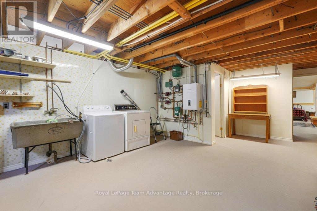 1 Victoria Avenue, Parry Sound, Ontario  P2A 2B9 - Photo 29 - X12233147