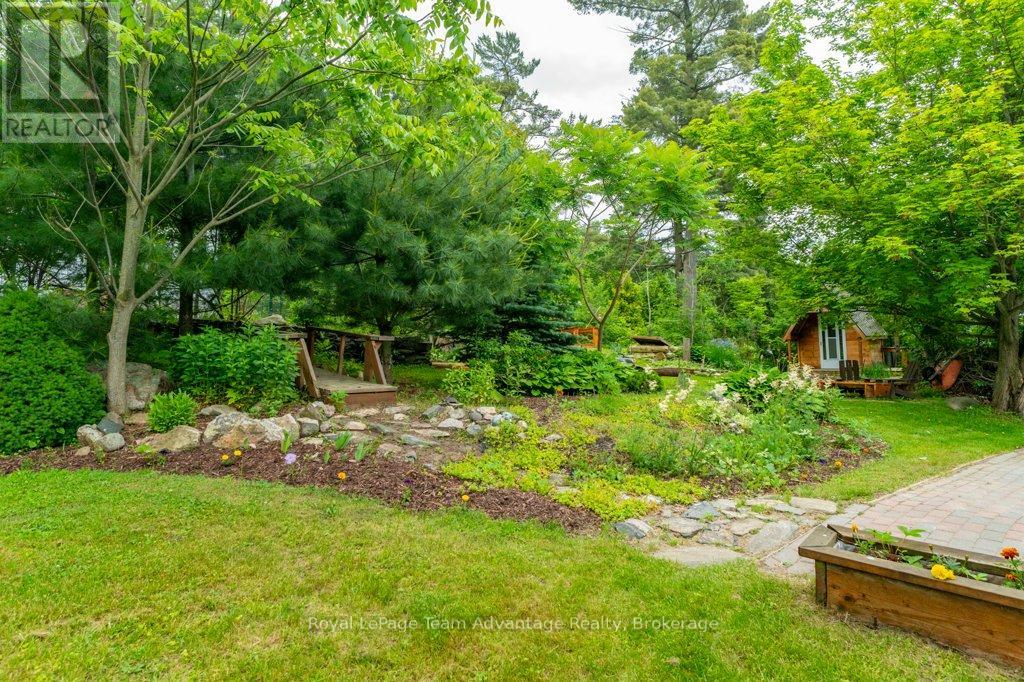 1 Victoria Avenue, Parry Sound, Ontario  P2A 2B9 - Photo 32 - X12233147