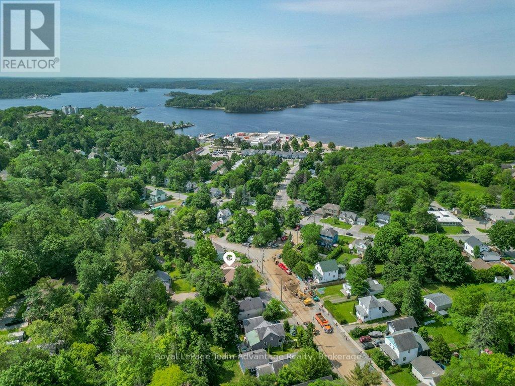1 Victoria Avenue, Parry Sound, Ontario  P2A 2B9 - Photo 42 - X12233147