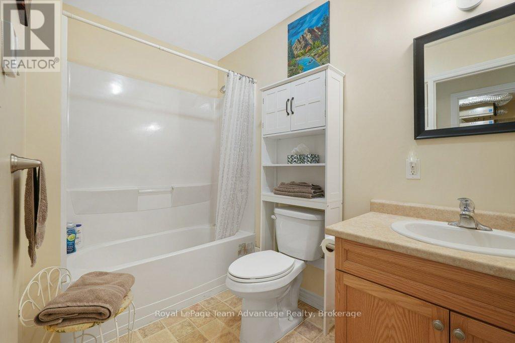 5 - 25 Seguin Place Drive, Seguin, Ontario  P2A 1B2 - Photo 18 - X12233155