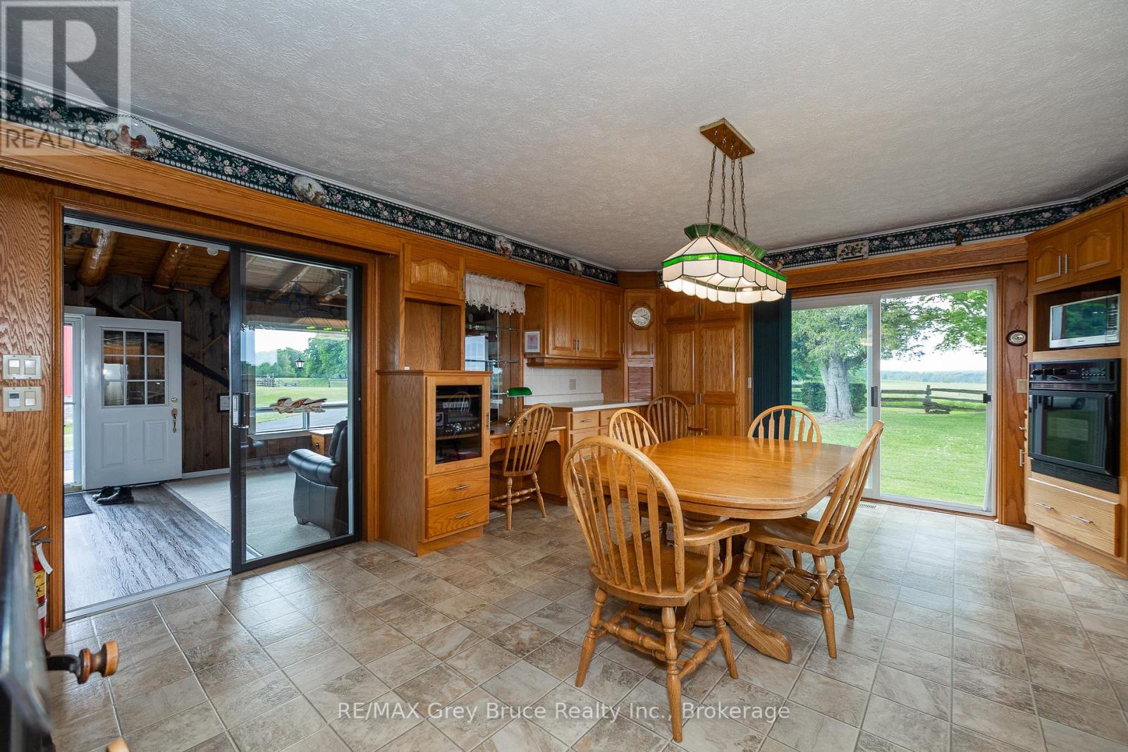 319144 Grey Road 1, Georgian Bluffs, Ontario  N4K 0G2 - Photo 19 - X12233184
