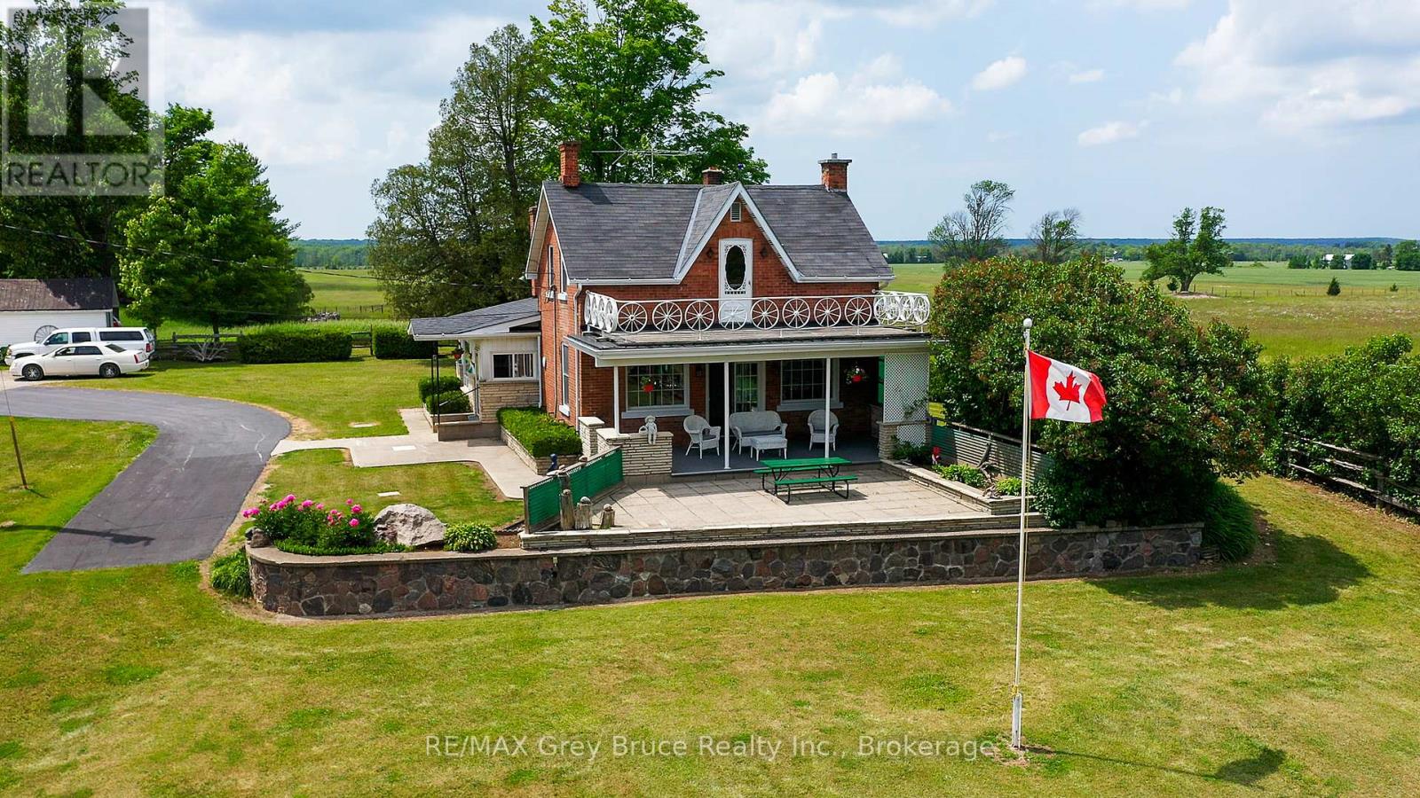 319144 Grey Road 1, Georgian Bluffs, Ontario  N4K 0G2 - Photo 4 - X12233184