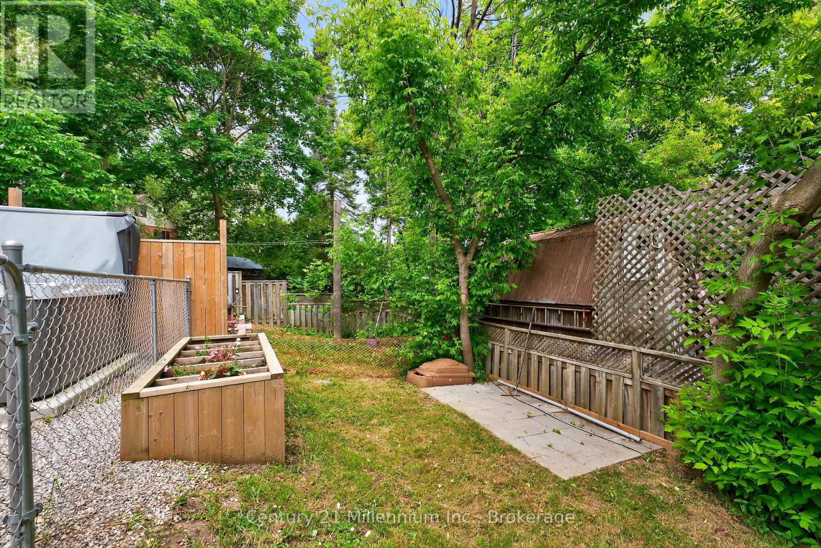 1331 6th Avenue W, Owen Sound, Ontario  N4K 5H6 - Photo 19 - X12233302