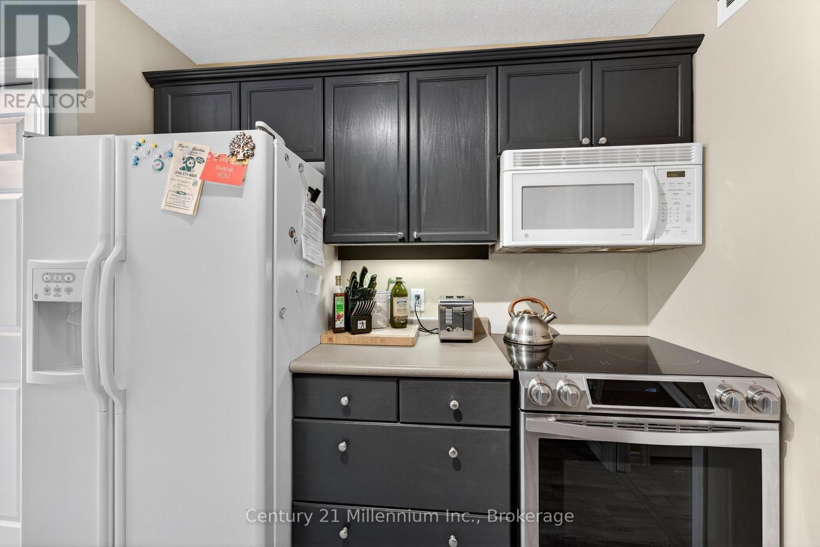 1331 6th Avenue W, Owen Sound, Ontario  N4K 5H6 - Photo 9 - X12233302