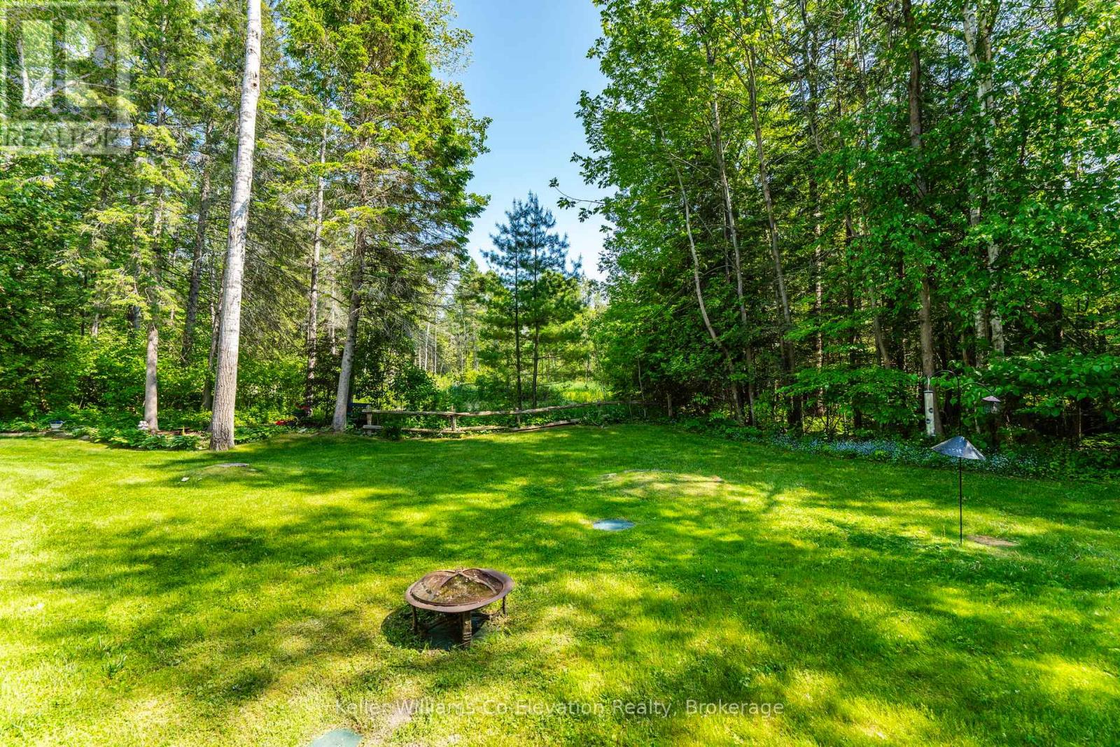 23 Wasaga Woods Circle, Wasaga Beach, Ontario  L9Z 2N1 - Photo 18 - S12233430