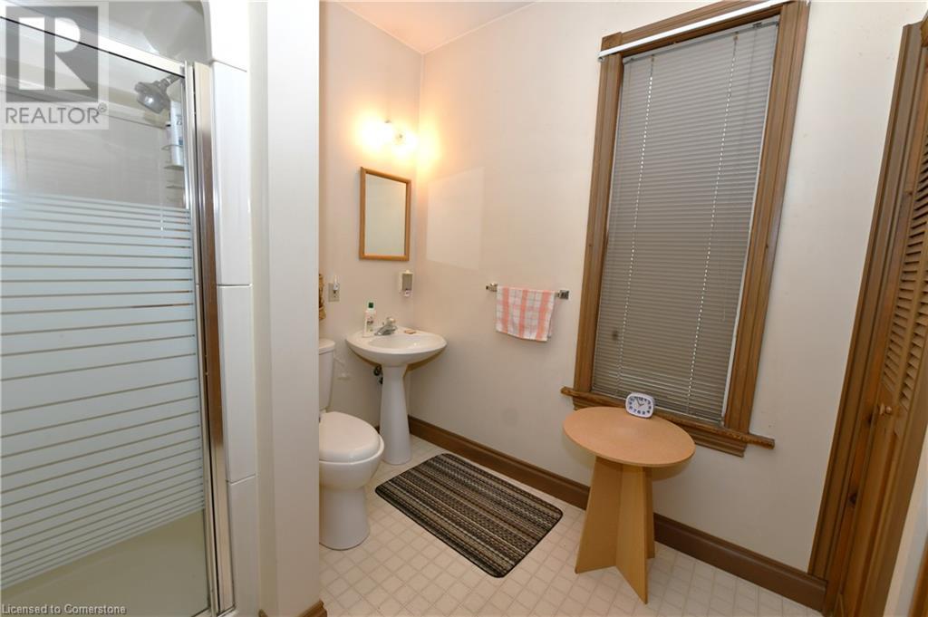 25 Guelph Street, Kitchener, Ontario  N2H 5W5 - Photo 10 - 40743203