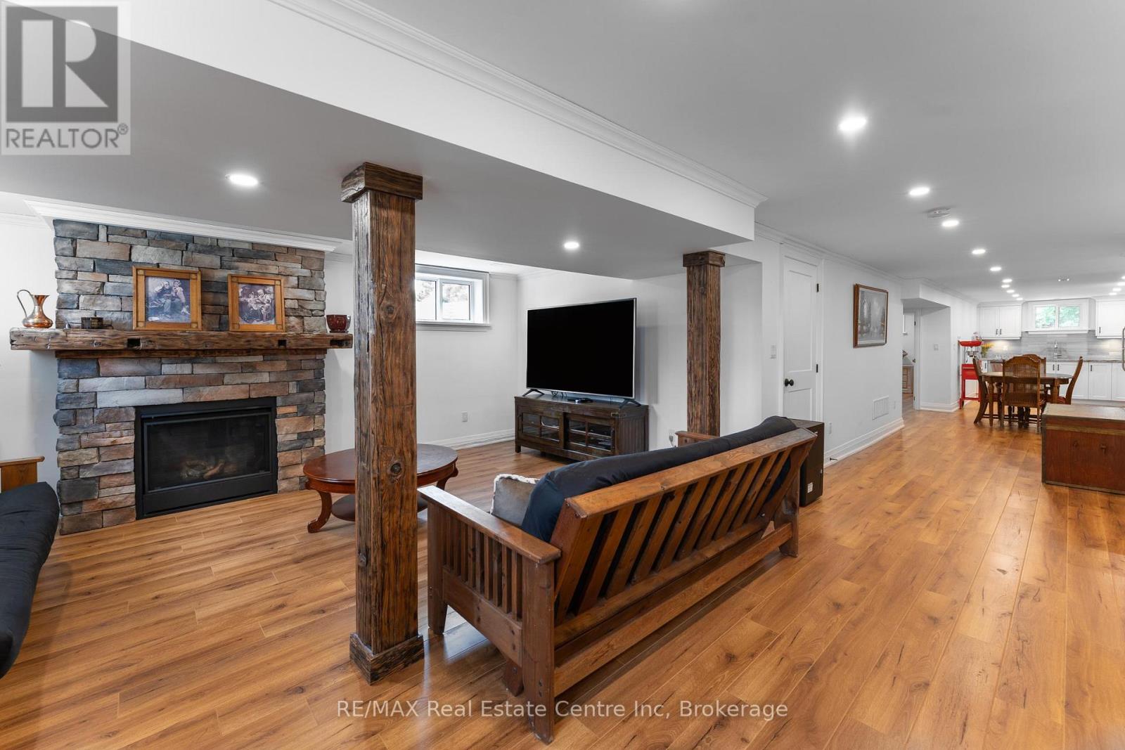 3988 Hwy 6 Highway, Puslinch, Ontario  N0B 2J0 - Photo 22 - X12233355