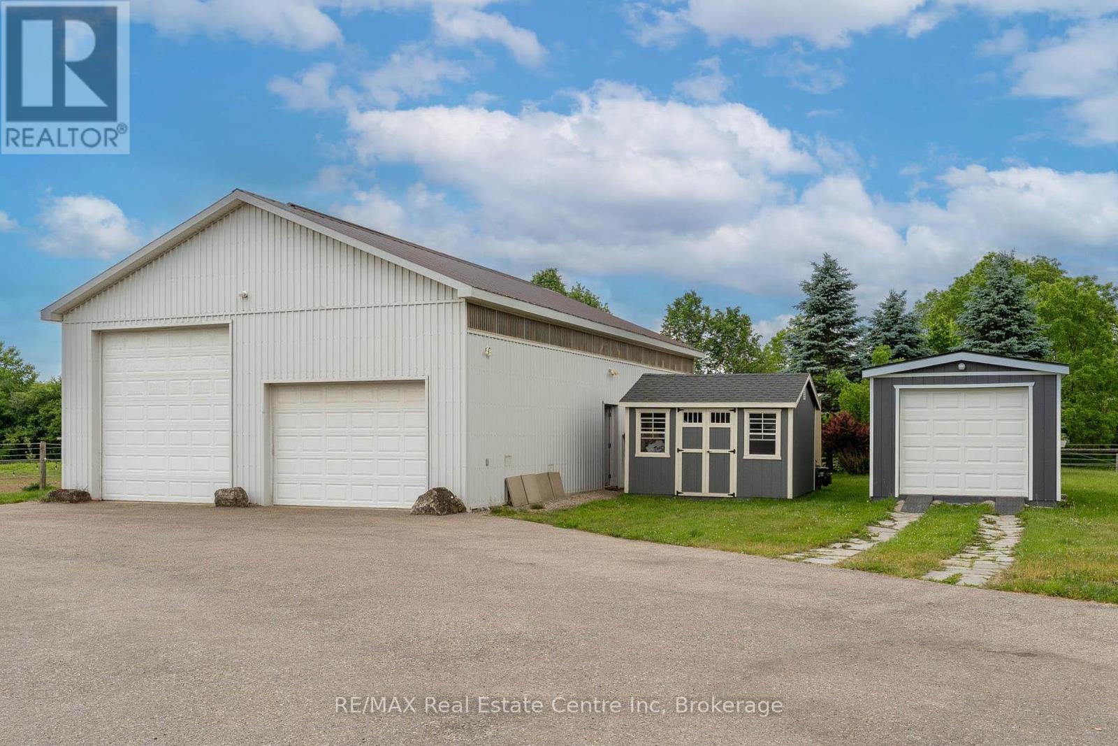 3988 Hwy 6 Highway, Puslinch, Ontario  N0B 2J0 - Photo 3 - X12233355