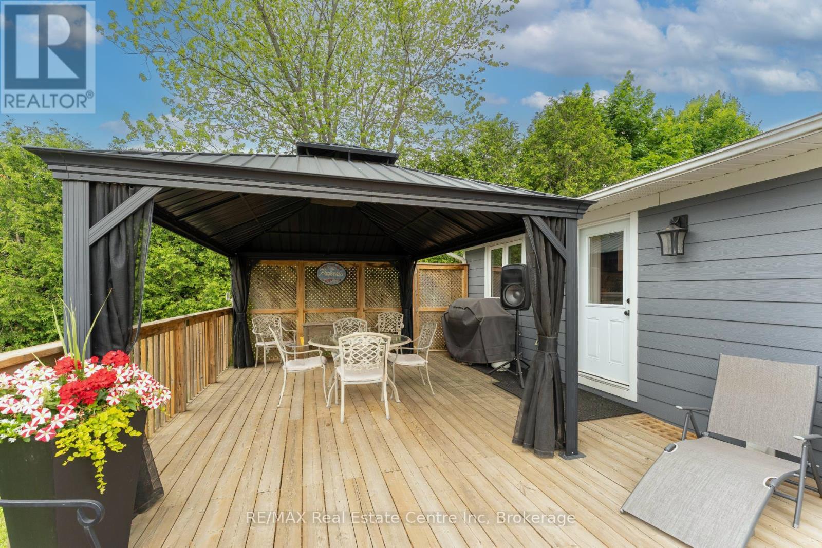 3988 Hwy 6 Highway, Puslinch, Ontario  N0B 2J0 - Photo 30 - X12233355