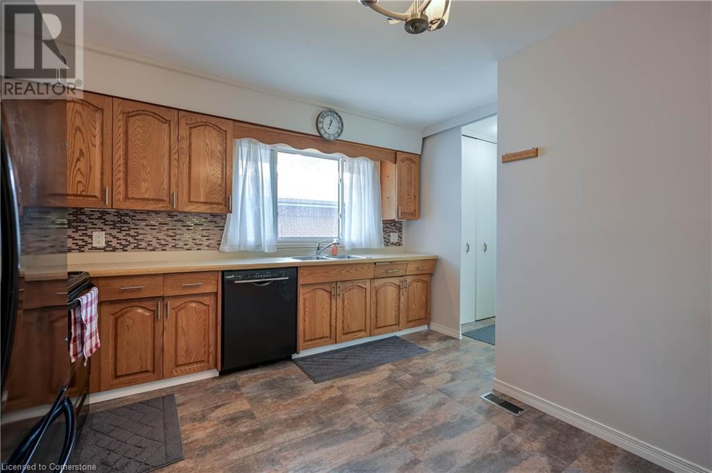 29 Ruskview Road, Kitchener, Ontario  N2M 4S1 - Photo 9 - 40742598