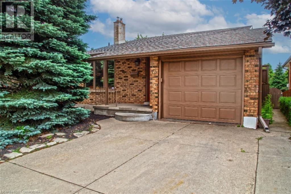 63 SAXONY Circle, Cambridge, Ontario