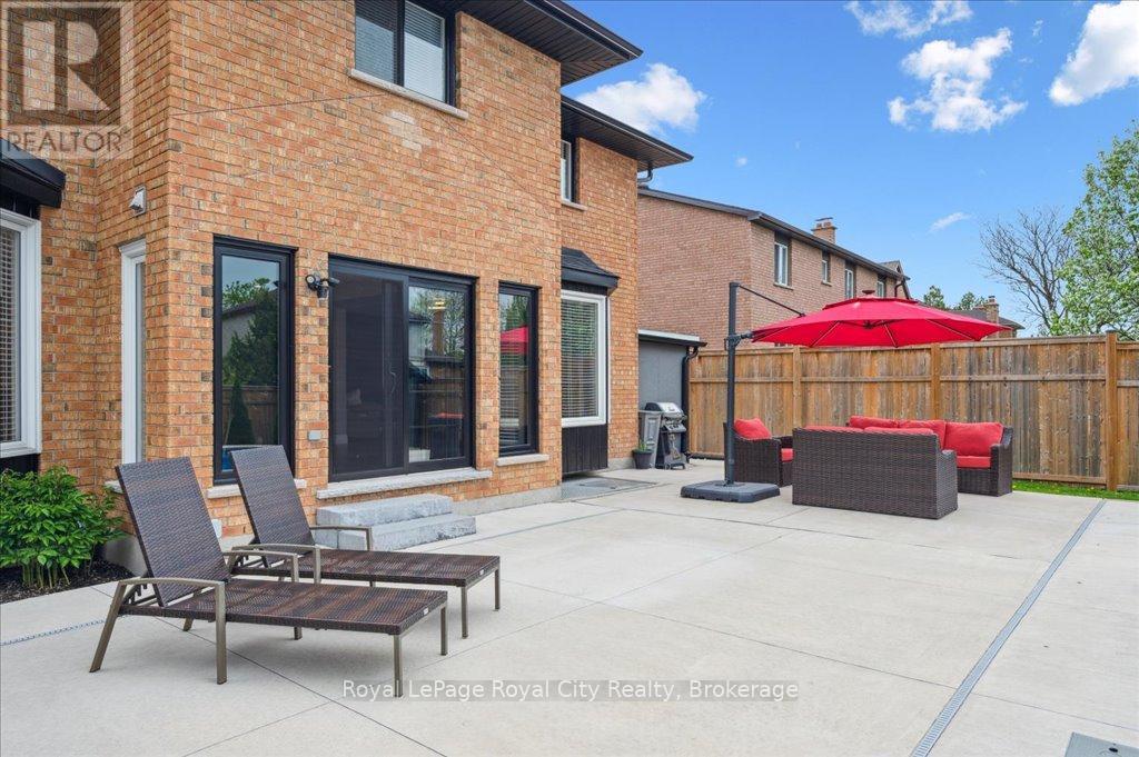 9 Kortright Road E, Guelph, Ontario  N1G 4C8 - Photo 44 - X12233490