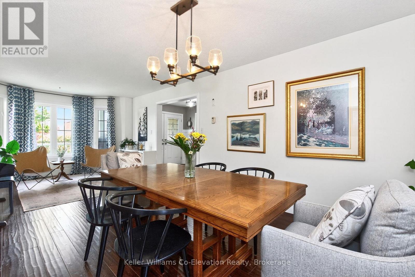 29 Rogers Road, Penetanguishene, Ontario  L9M 0A3 - Photo 5 - S12233569