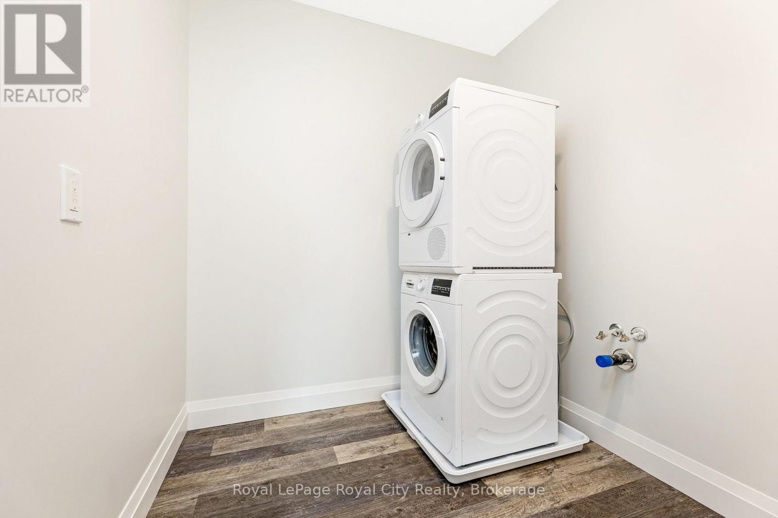 33 Islington Avenue, Guelph, Ontario  N1E 1B2 - Photo 39 - X12233615