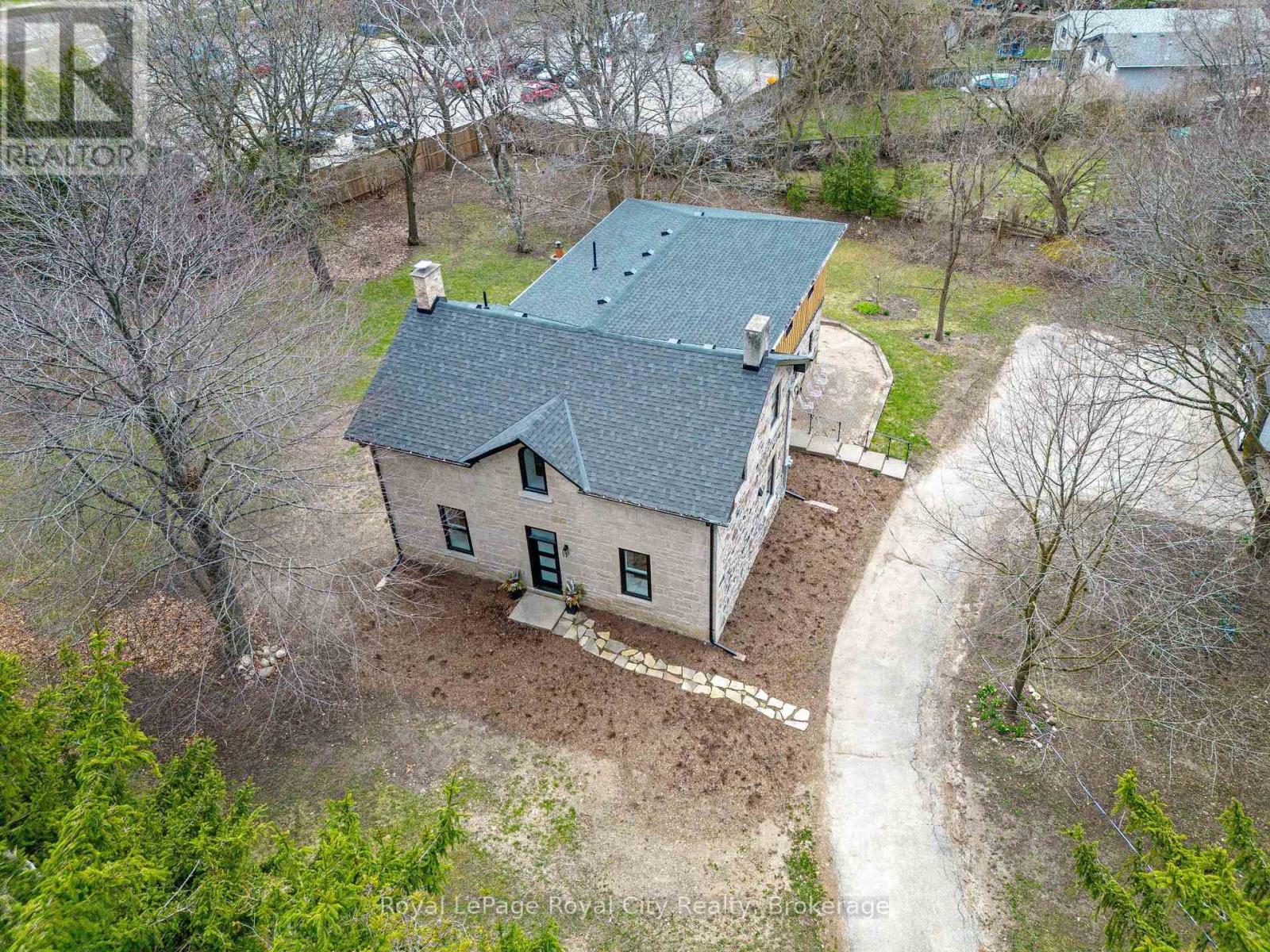 33 Islington Avenue, Guelph, Ontario  N1E 1B2 - Photo 43 - X12233615
