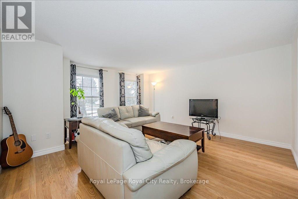 145 Kortright Road W, Guelph, Ontario  N1G 3N9 - Photo 8 - X12233791