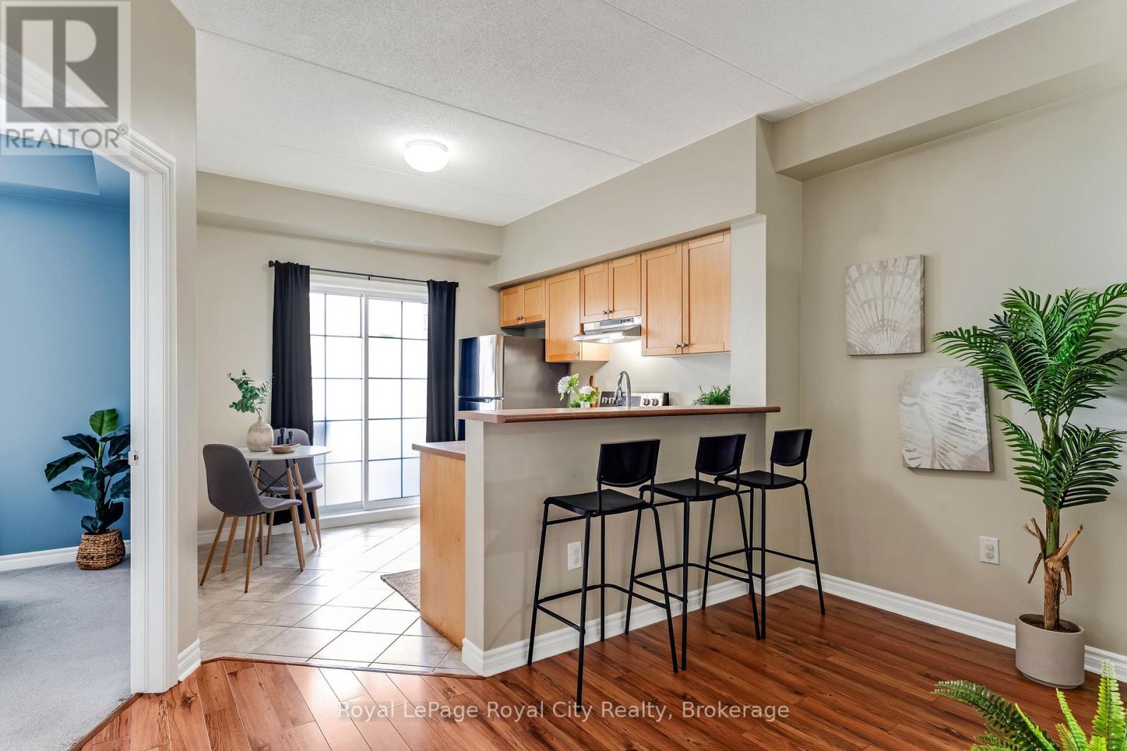 110 - 308 Watson Parkway N, Guelph, Ontario  N1E 0G7 - Photo 8 - X12233801