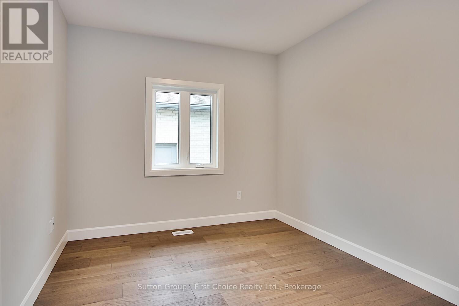 323 Orr Street, Stratford, Ontario  N5A 0J7 - Photo 18 - X12233814