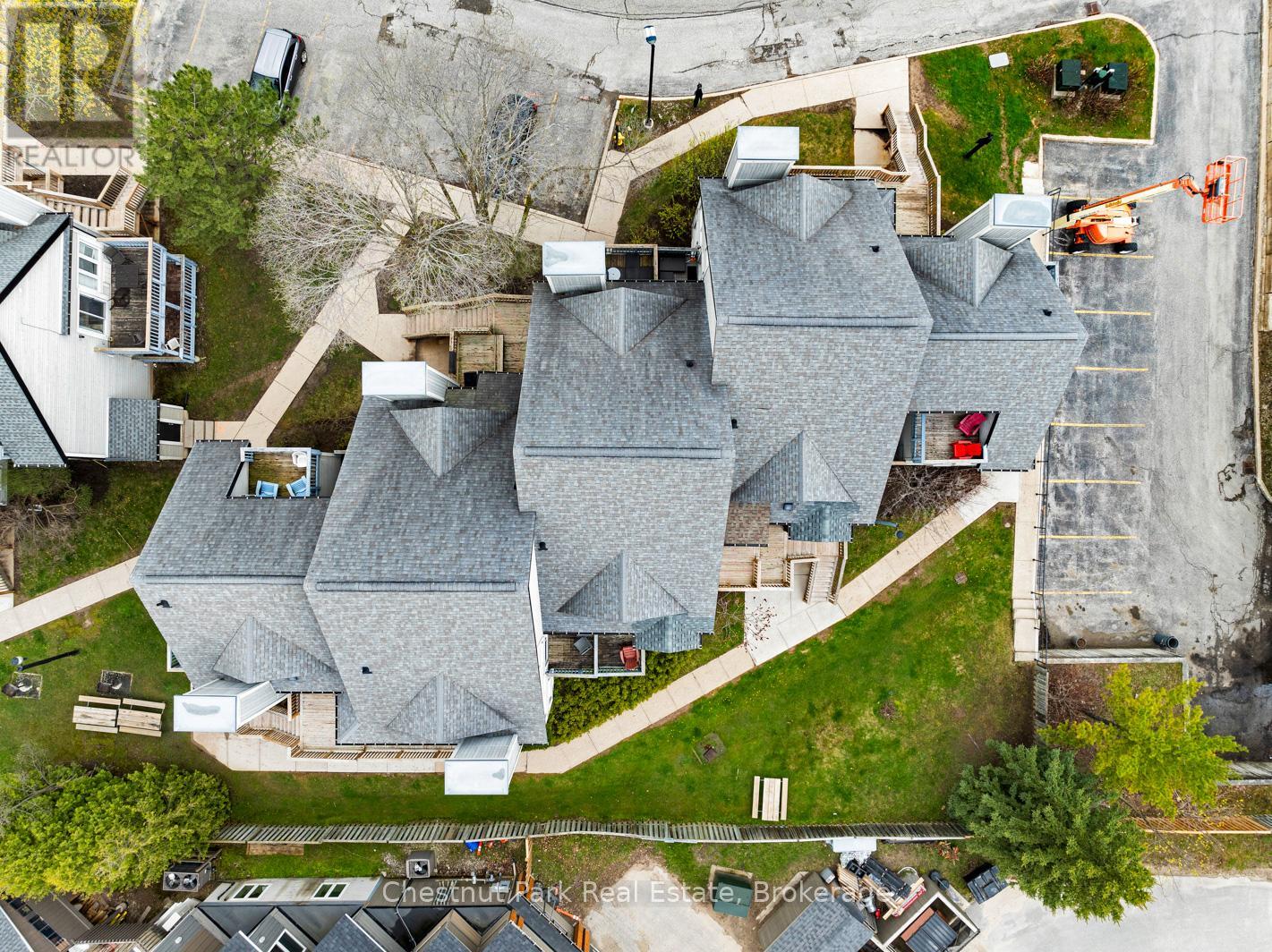 406 - 796468 Grey Road 19, Blue Mountains, Ontario  L9Y 0N6 - Photo 25 - X12233890